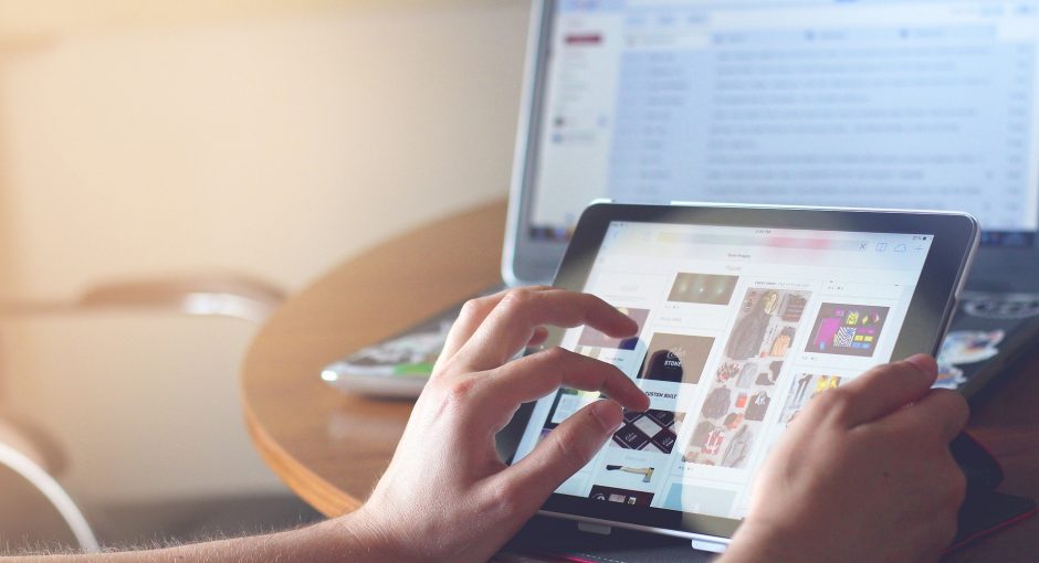 Effectively build your business – top 5 essential elements to creating a profitable website